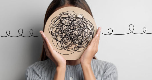 O que é carga mental feminina e como ela afeta seu sono